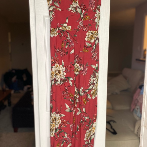 worn once on vacation, target XS jumpsuit. - Picture 3 of 4